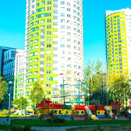 Jacuzzi New Loft Apartcomplex Kaskad, Минск - Центр Города 明斯克 外观 照片